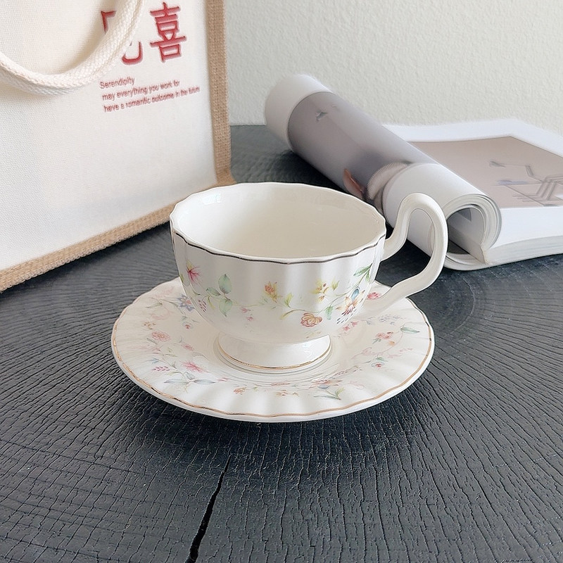 Gold-drawing Floral Print Coff - Draw Coffee And Tea recension och pris